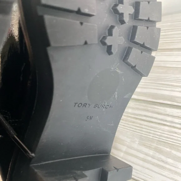 Tory Burch Miller 50mm Shearling Patent Booties size 5 NWOT - Picture 11 of 14